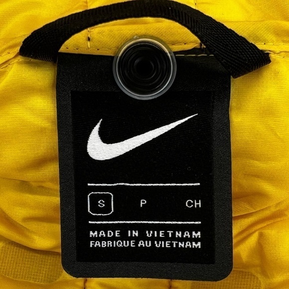 Nike Sportswear Yellow Tech Pack Goose Down Filled Puffer Hooded Jacket - Picture 15 of 16